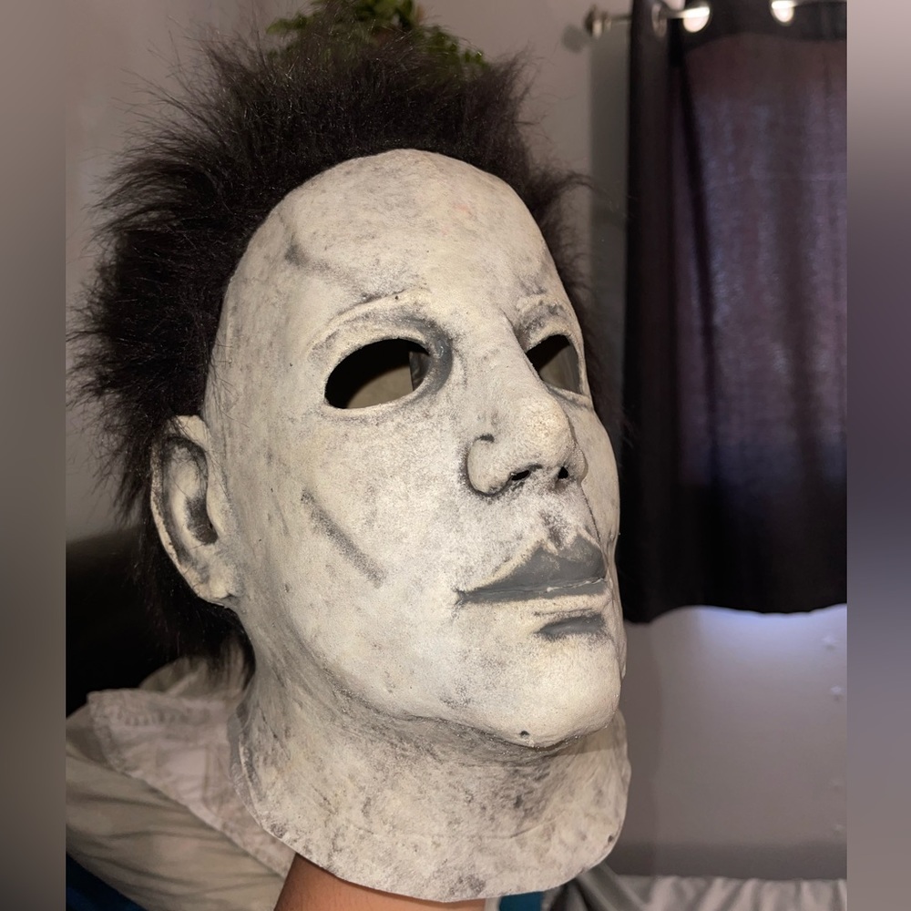 Michael Myers mask